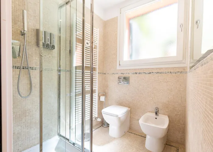 Bolognaroomscom - Isaia Garden Private Garden Bath 펜션 볼로냐