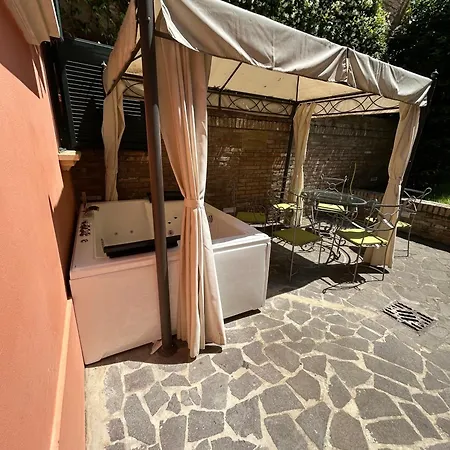 Feriehus Isaia Garden -private Garden Bath Bolognarooms *