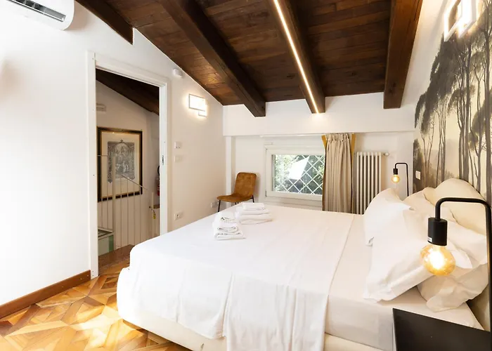 Bolognaroomscom - Isaia Garden Private Garden Bath *